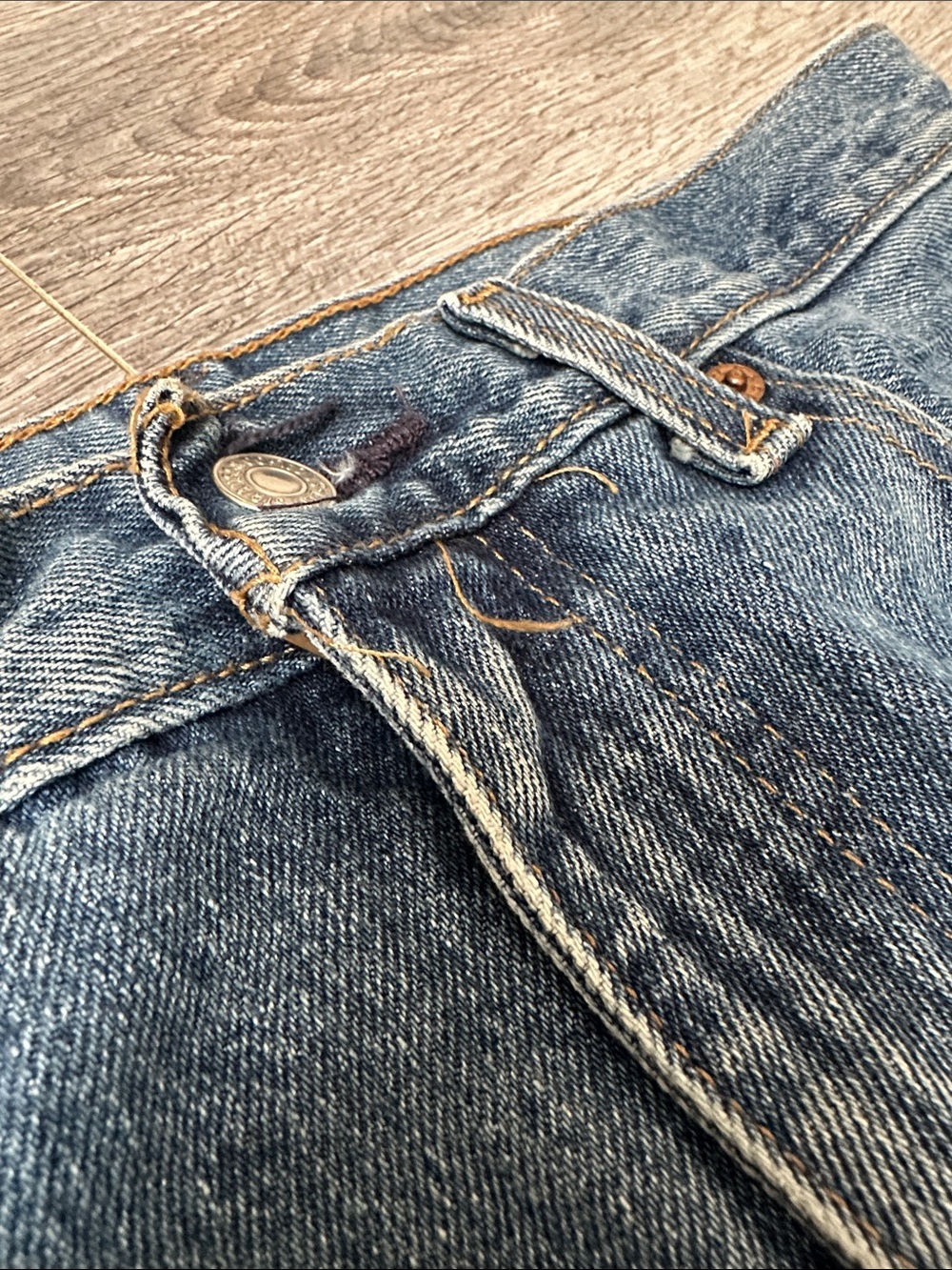 Levi’s 30 x 32 straight leg jeans - Picture 3 of 5
